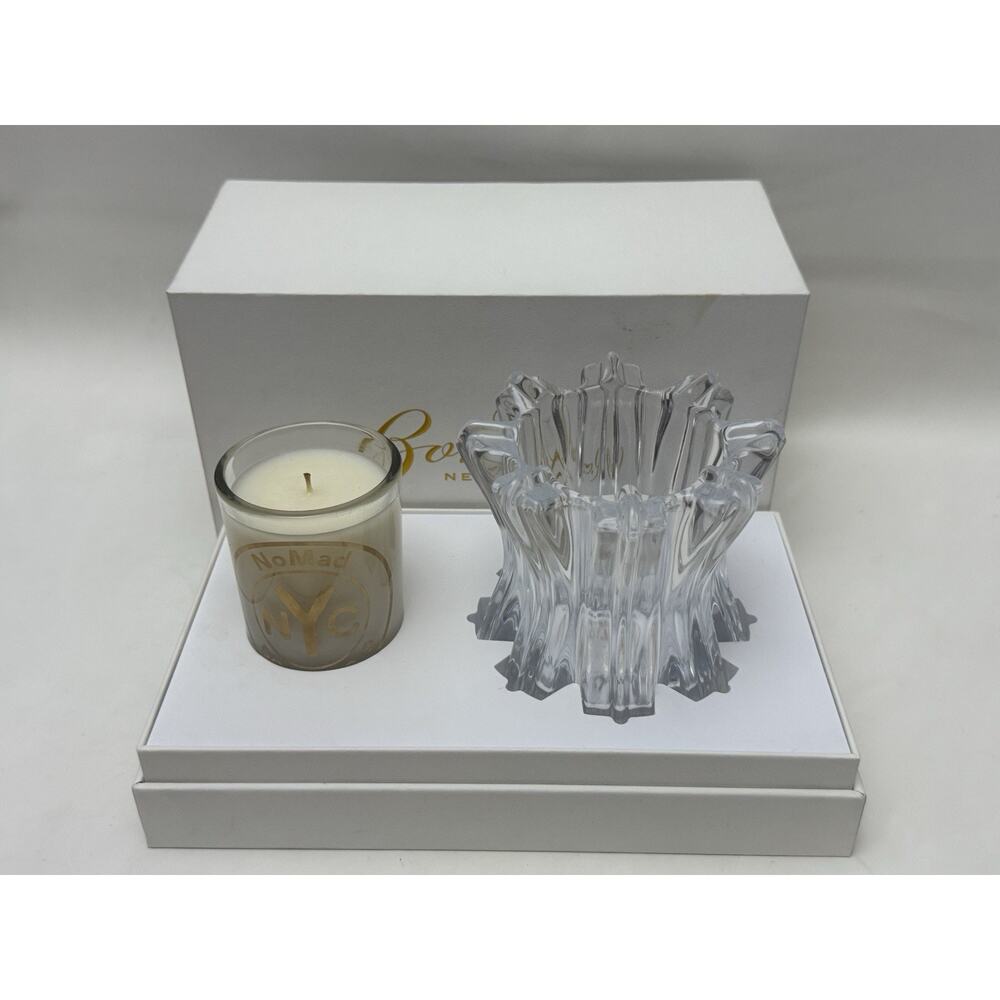 New Bond No. 9 NYC Refillable Candle Set Glass Holder 6.4oz Candle $325 Nomad